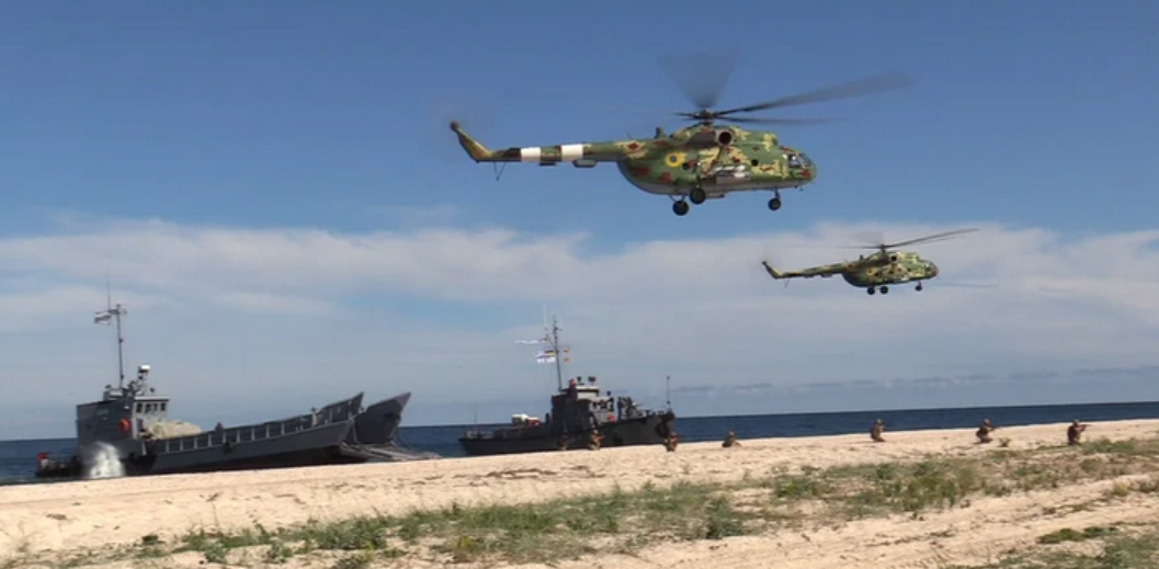 Українська «висадка в Нормандії»: росіяни в Криму укріплюють пляжі