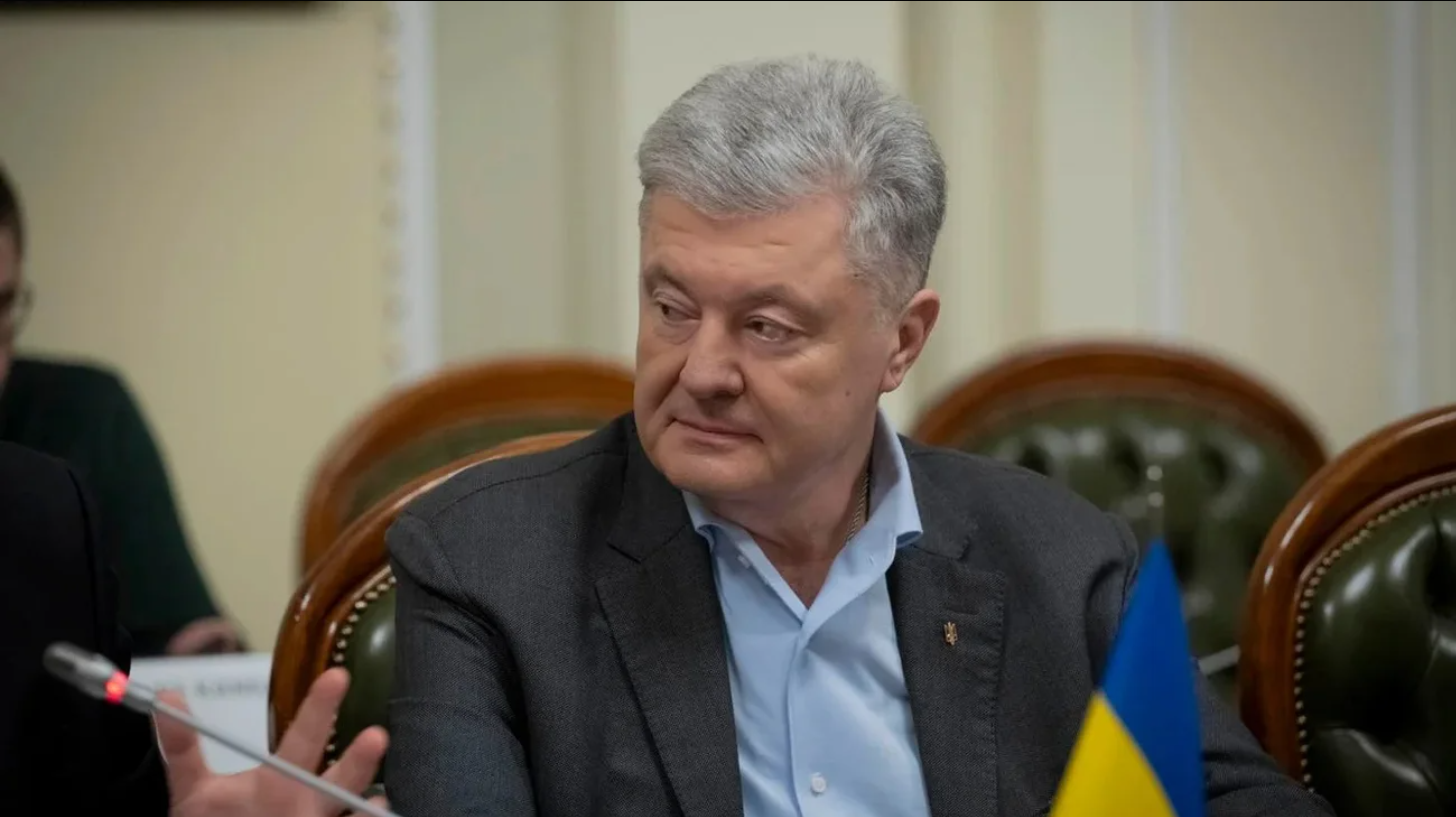 Верховний Суд відмовив Порошенку в скасуванні санкцій РНБО