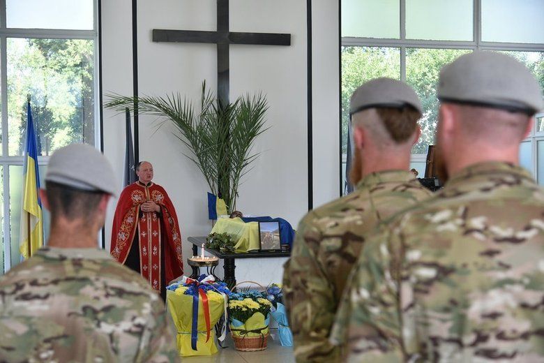 В Україні поховали 26-річного австралійського добровольця ССО Семюеля Педрацціні_3