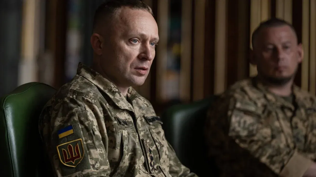 Зеленський звільнив Сирського. Головкомом ЗСУ стане Драпатий