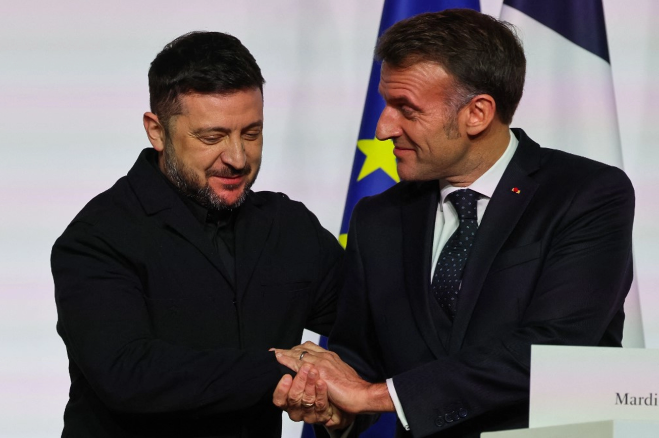 Лора Лумер запитала Зеленського, чи вживав він кокаїн разом із Макроном