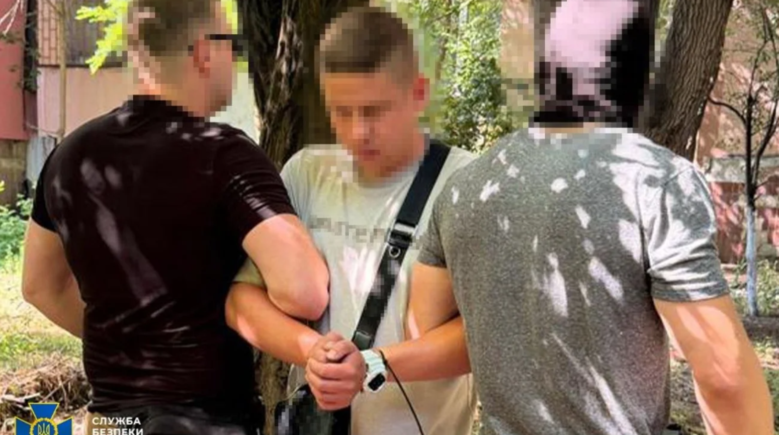 СБУ затримала чоловіка, який активував для росіян понад 1000 систем Starlink