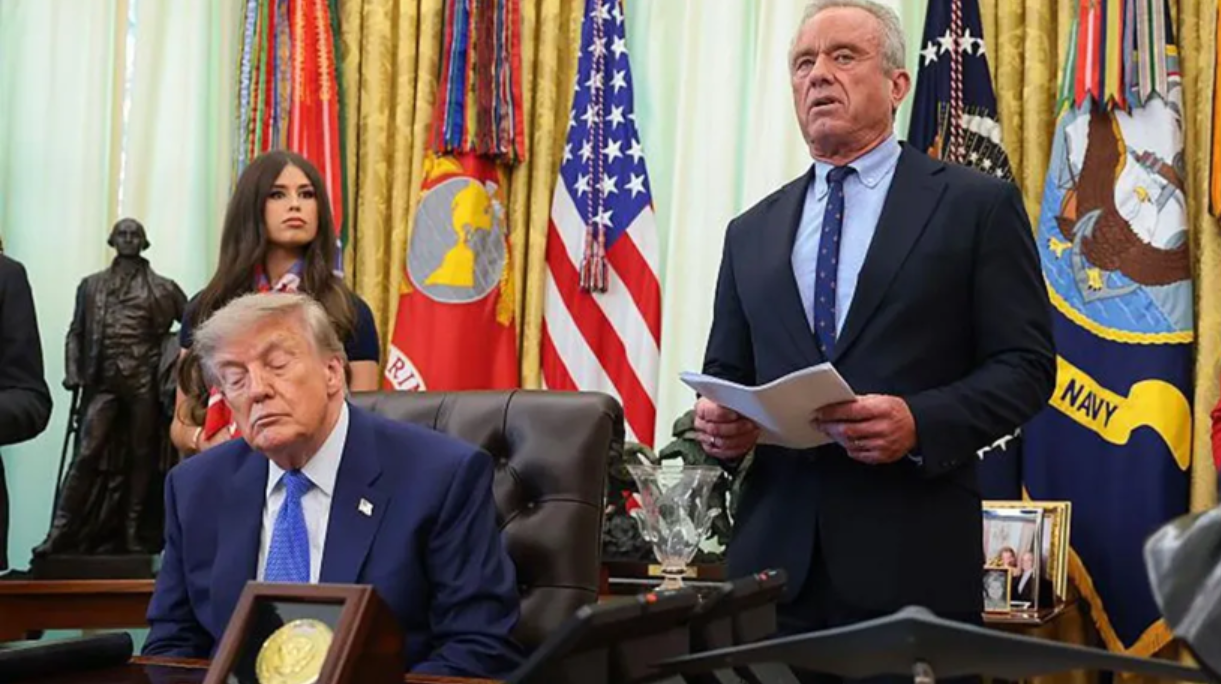 Трамп підписав указ про скорочення переліку рекомендованих дитячих щеплень