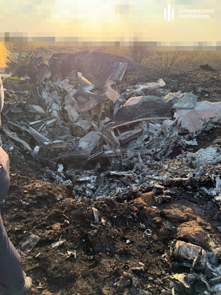 ДБР розслідує падіння МіГ-29 на Одещині: тривають пошуки «чорної скриньки»_3