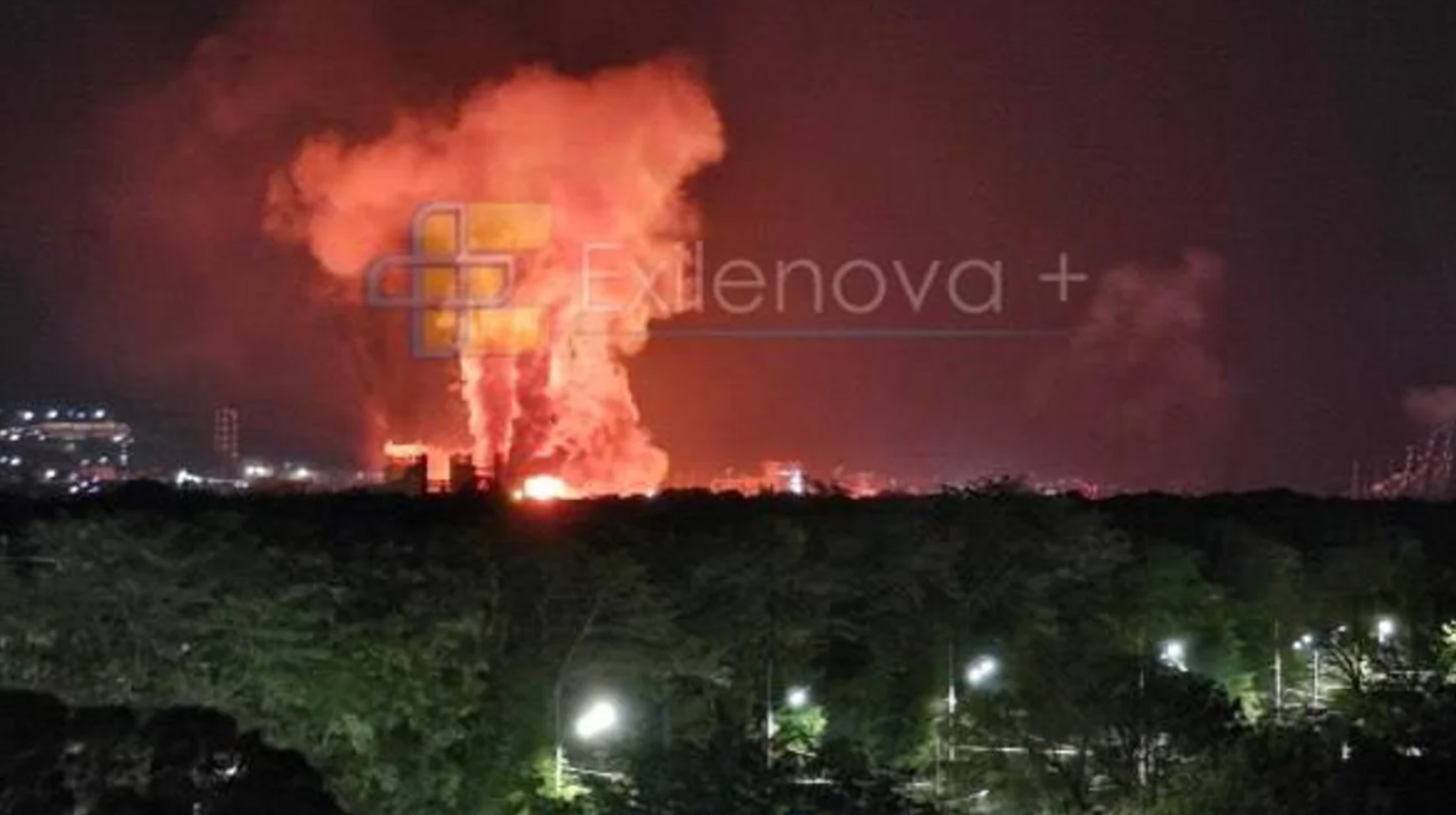 Зерновий термінал у Новоросійську припинив роботу після масованої атаки по місту — Reuters