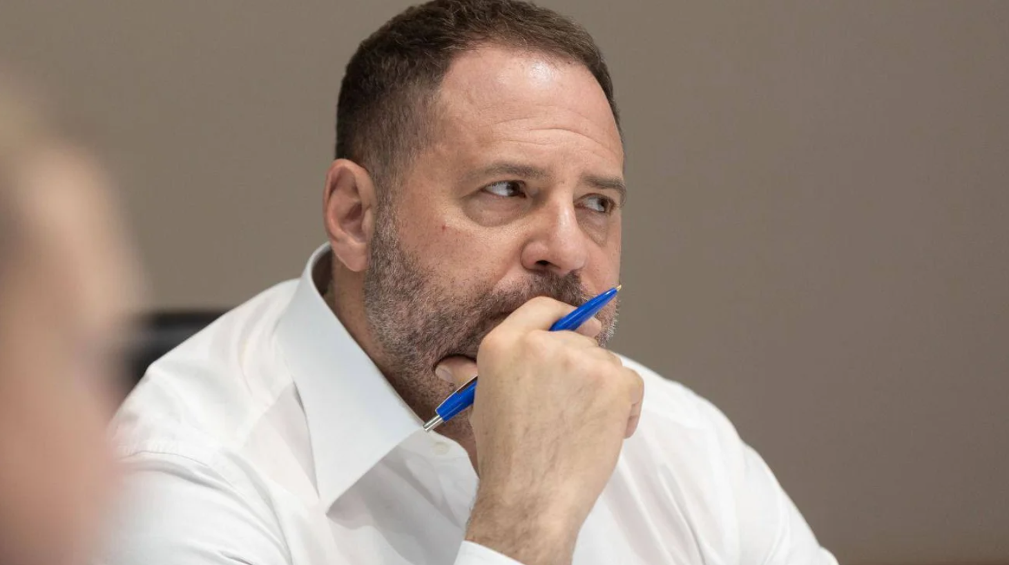 НАБУ може готувати другу підозру Андрію Єрмаку, досліджує речі з квартири Міндіча — ZN.UA