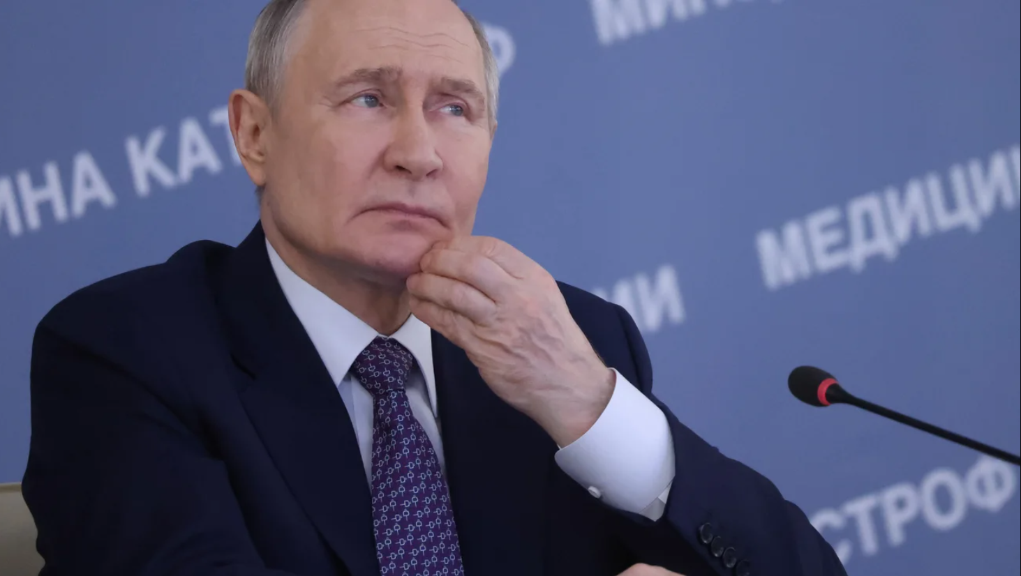 путін заявив, що удари по російській промисловості та логістиці «критичних наслідків не мають»