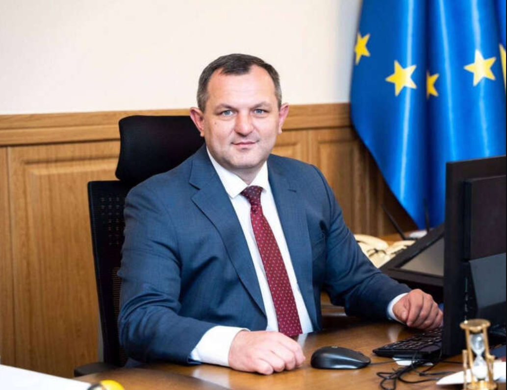 Злочинці з ВАКСу допомогли уникнути покарання ще одному корупціонеру