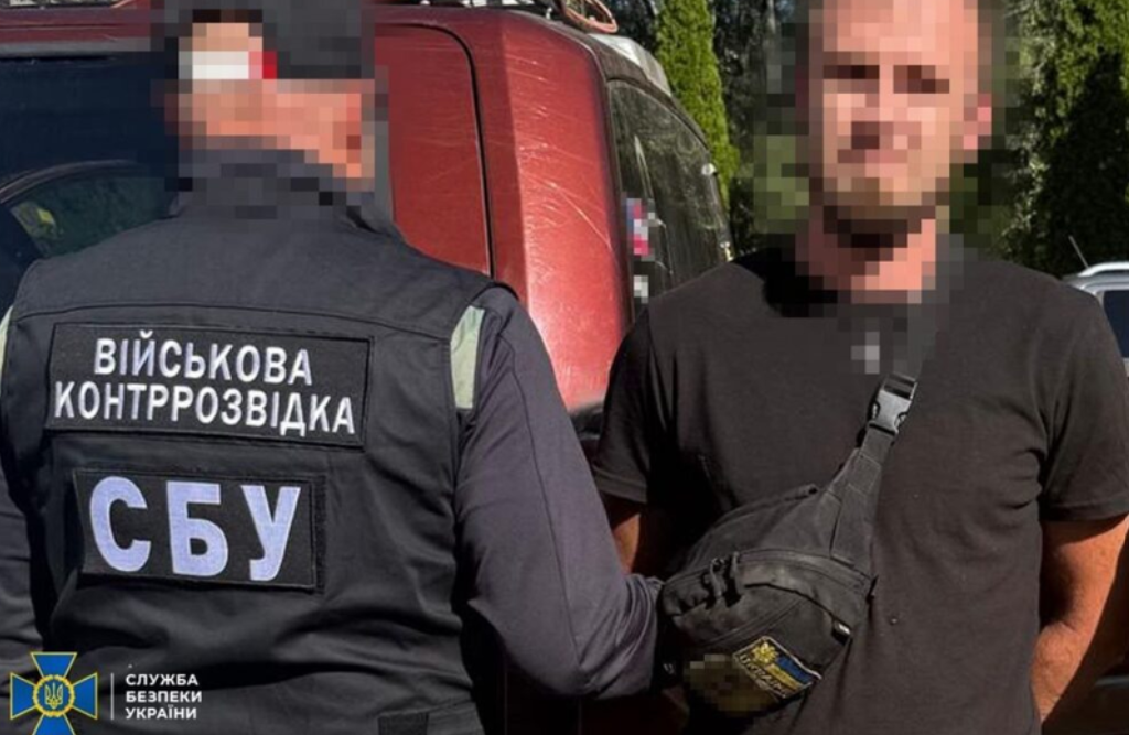 Намагався продати майже пів тонни вибухівки: на Харківщині затримали військового