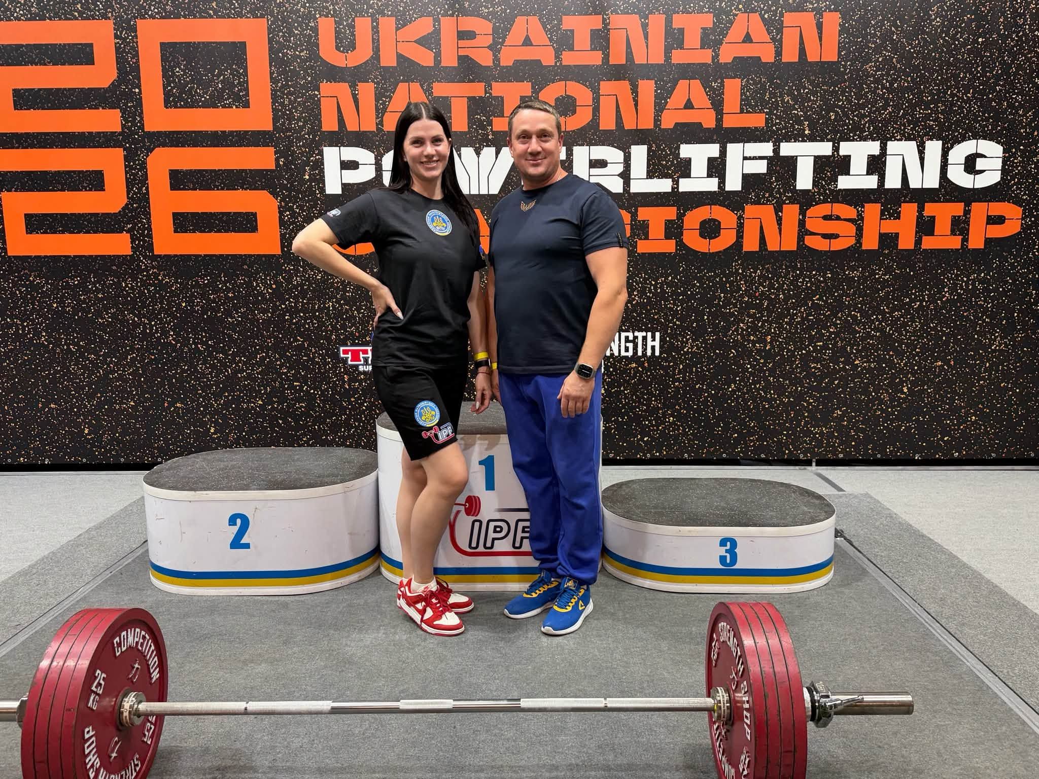 Лернік Матосян дебютував у категорії 60+ з рекордом України та чемпіонським титулом_3