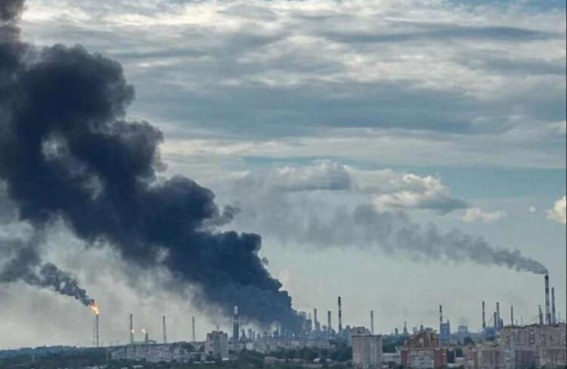 Сили оборони уразили Омський НПЗ — найбільший нафтопереробний завод рф