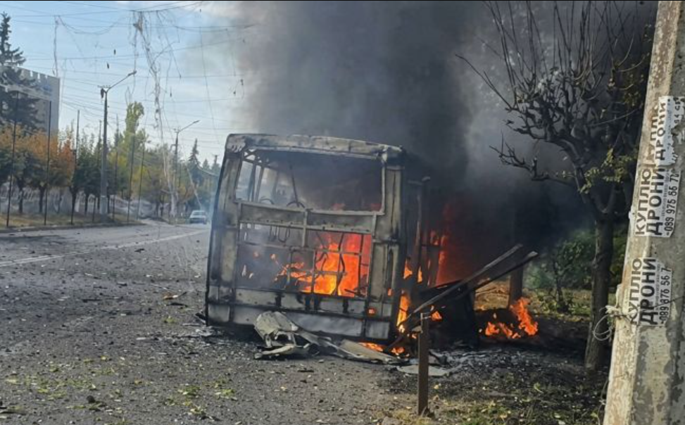 рф вбила 33 людини ударом по автобусу в Краматорську