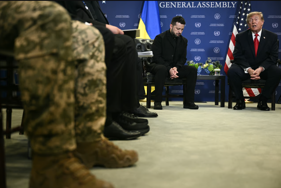Politico: Трамп може припинити розвіддопомогу Україні та домогтися відключення Starlink