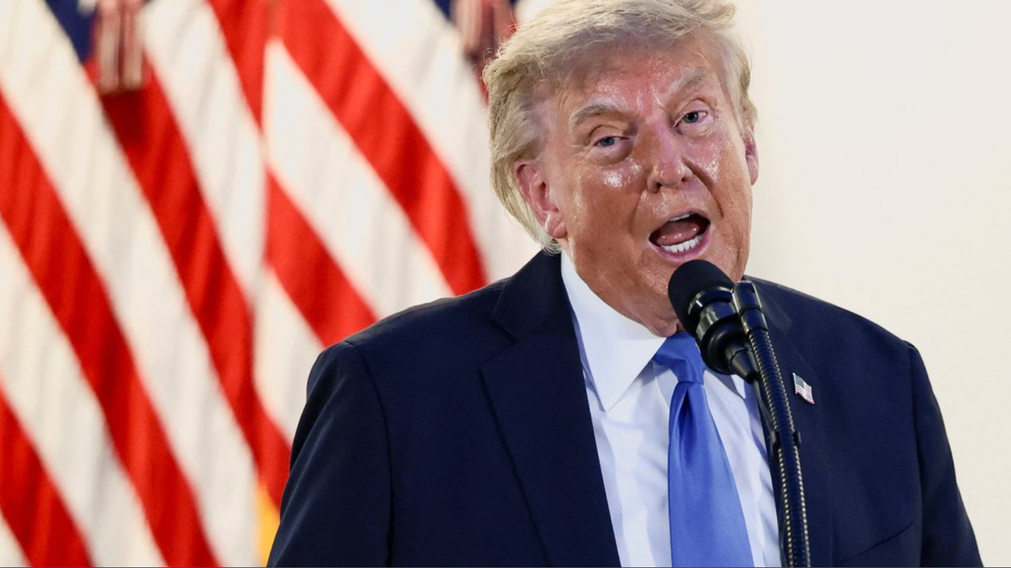 Суд у США став на бік CNN та Politico у суперечці з Трампом