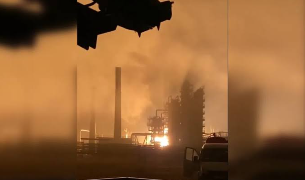 Рязанський НПЗ зупинив роботу однієї з основних установок після атаки дронів — Reuters