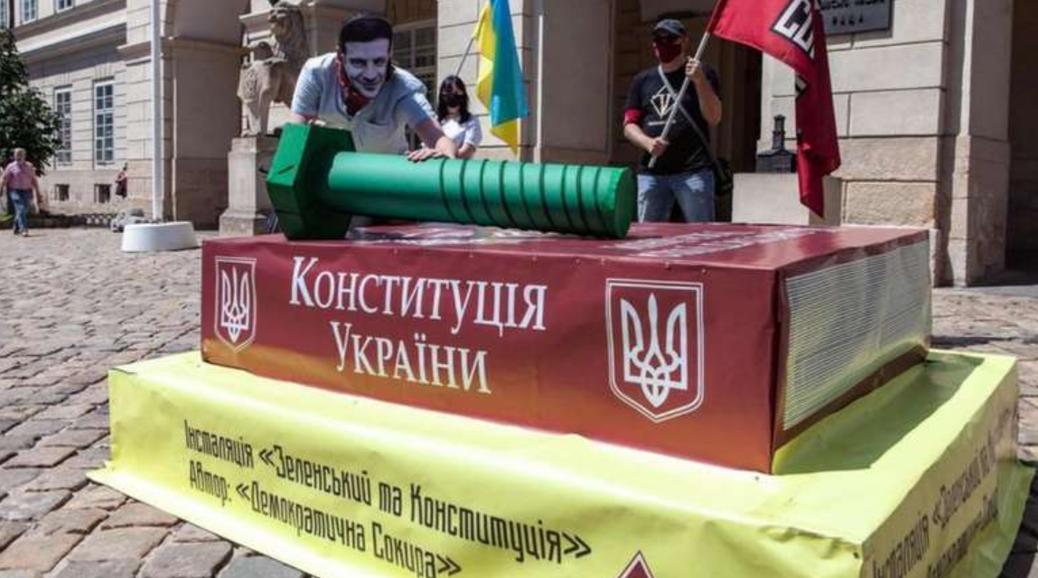 «Ні, не будеш»: Новіков заявив, що Зеленський утратив право знову балотуватися в президенти