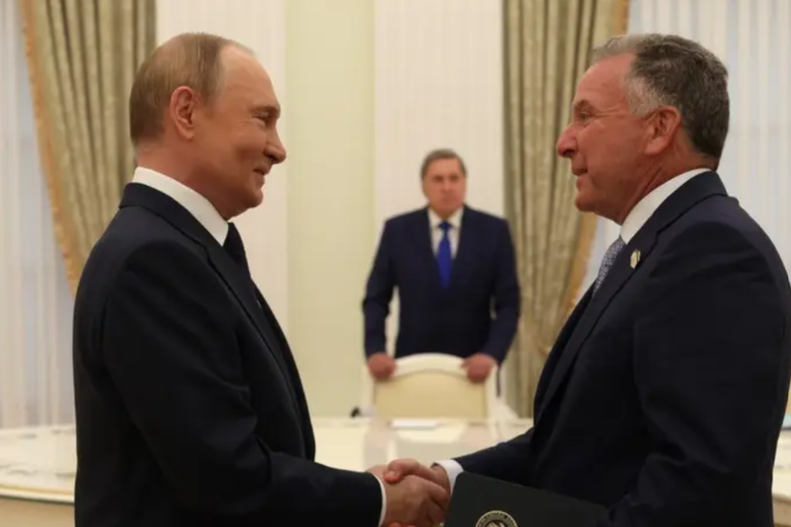 Кремль висунув Україні ультиматум під час переговорів путіна з Віткоффом